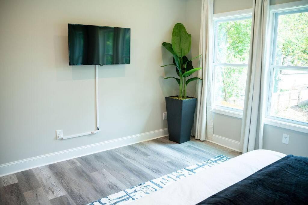 Brand New: Urban Oasis 5 Min From Mercedes Benz Atlanta Exterior foto